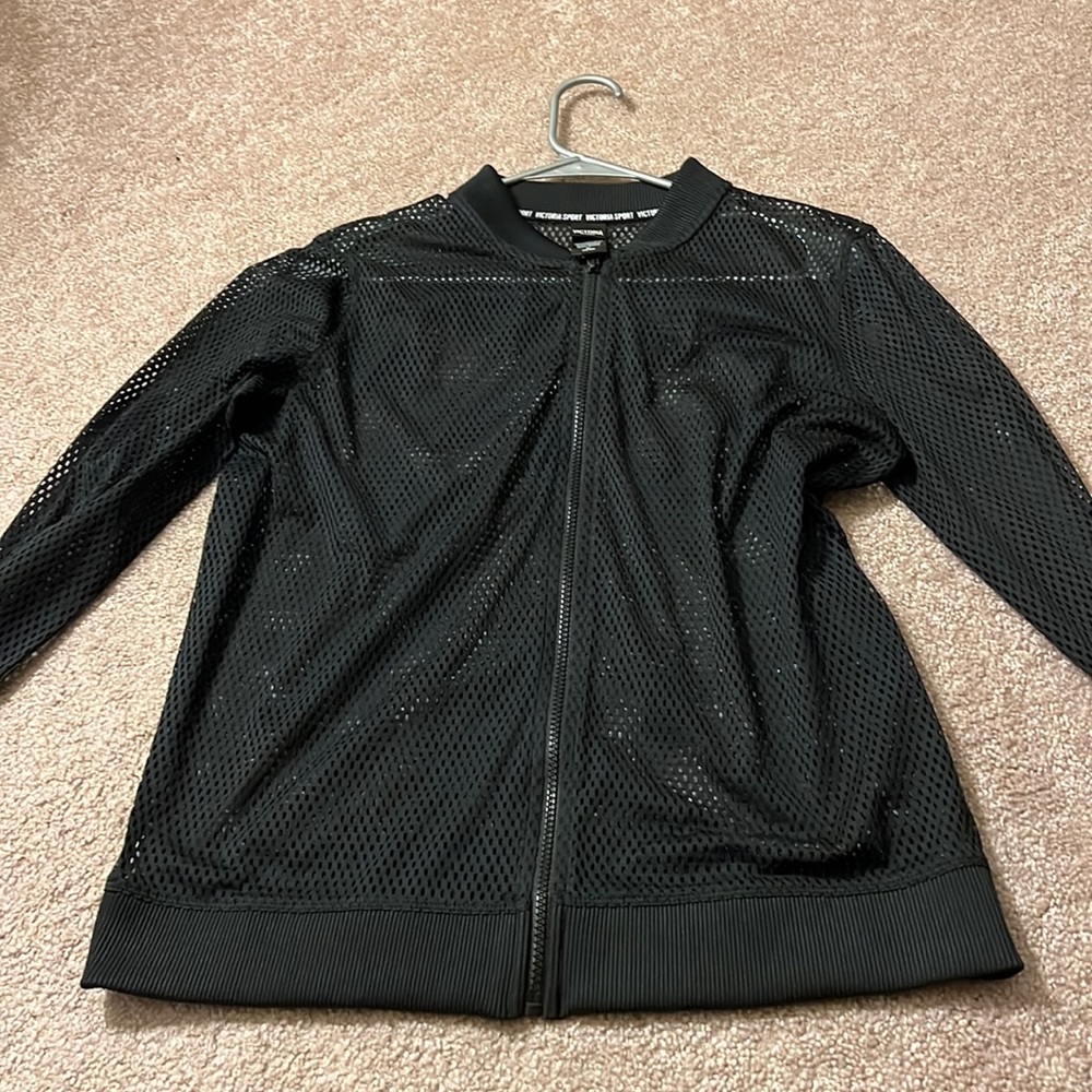 VS Sport. zip up mesh jacket